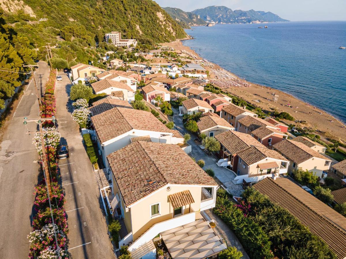 Kallopsia - Glifada Beach Menigos Resort By New Era Buitenkant foto
