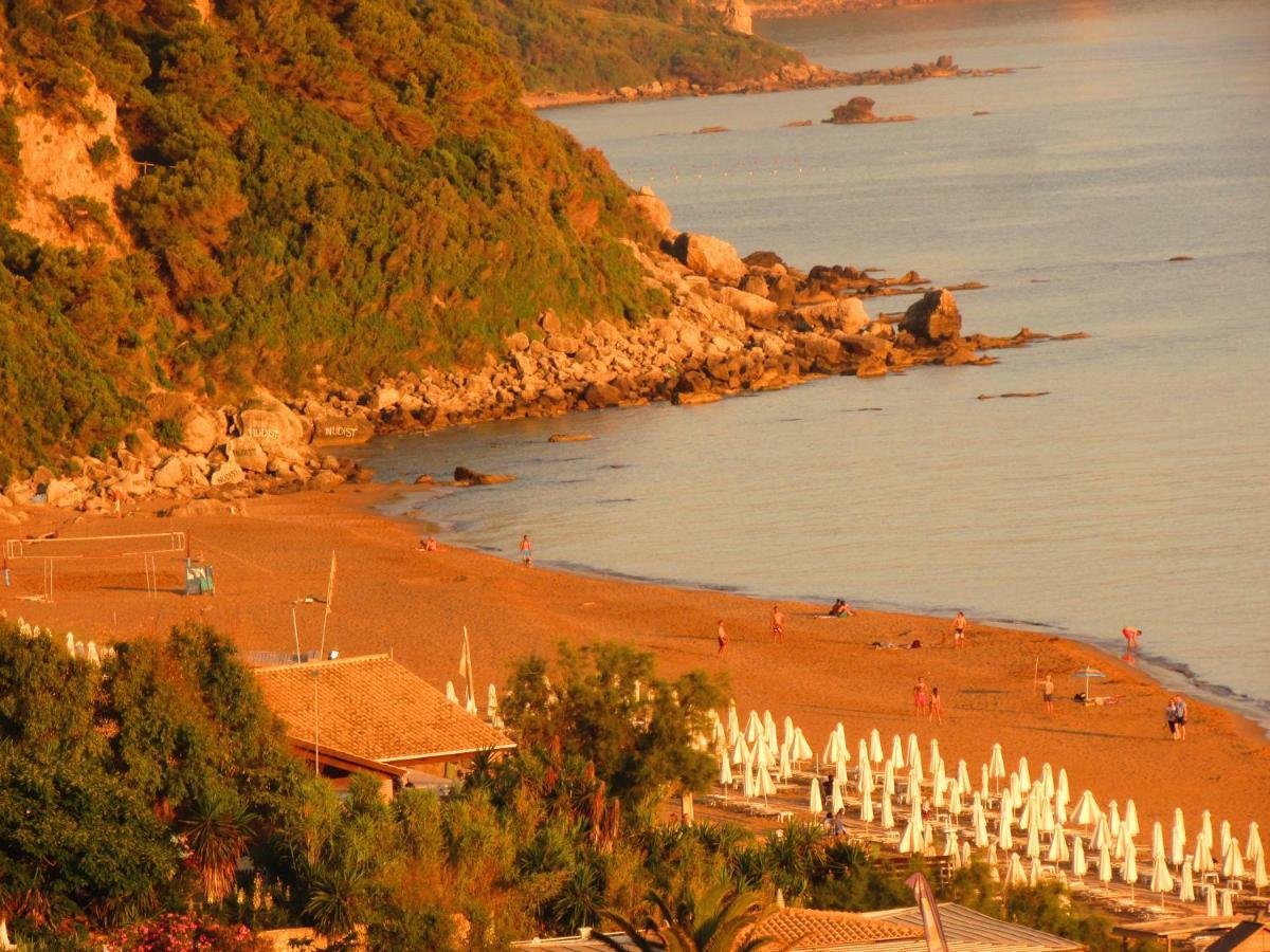 Kallopsia - Glifada Beach Menigos Resort By New Era Buitenkant foto